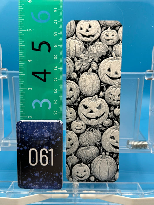 Bookmark #61, Pumpkin Many