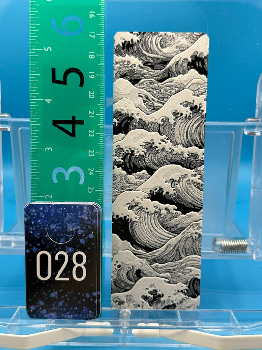 Bookmark #28, Waves White